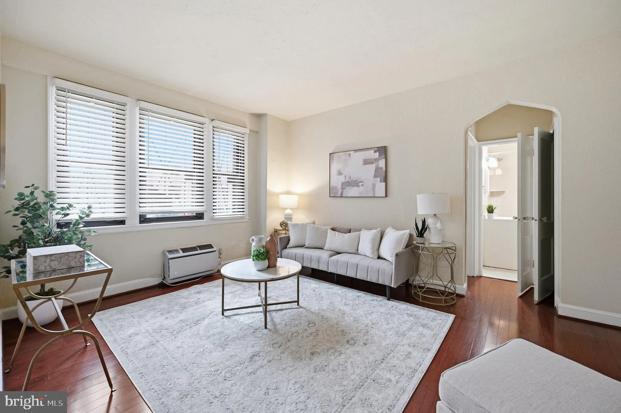 1010 25TH STREET, Washington, DC 20037