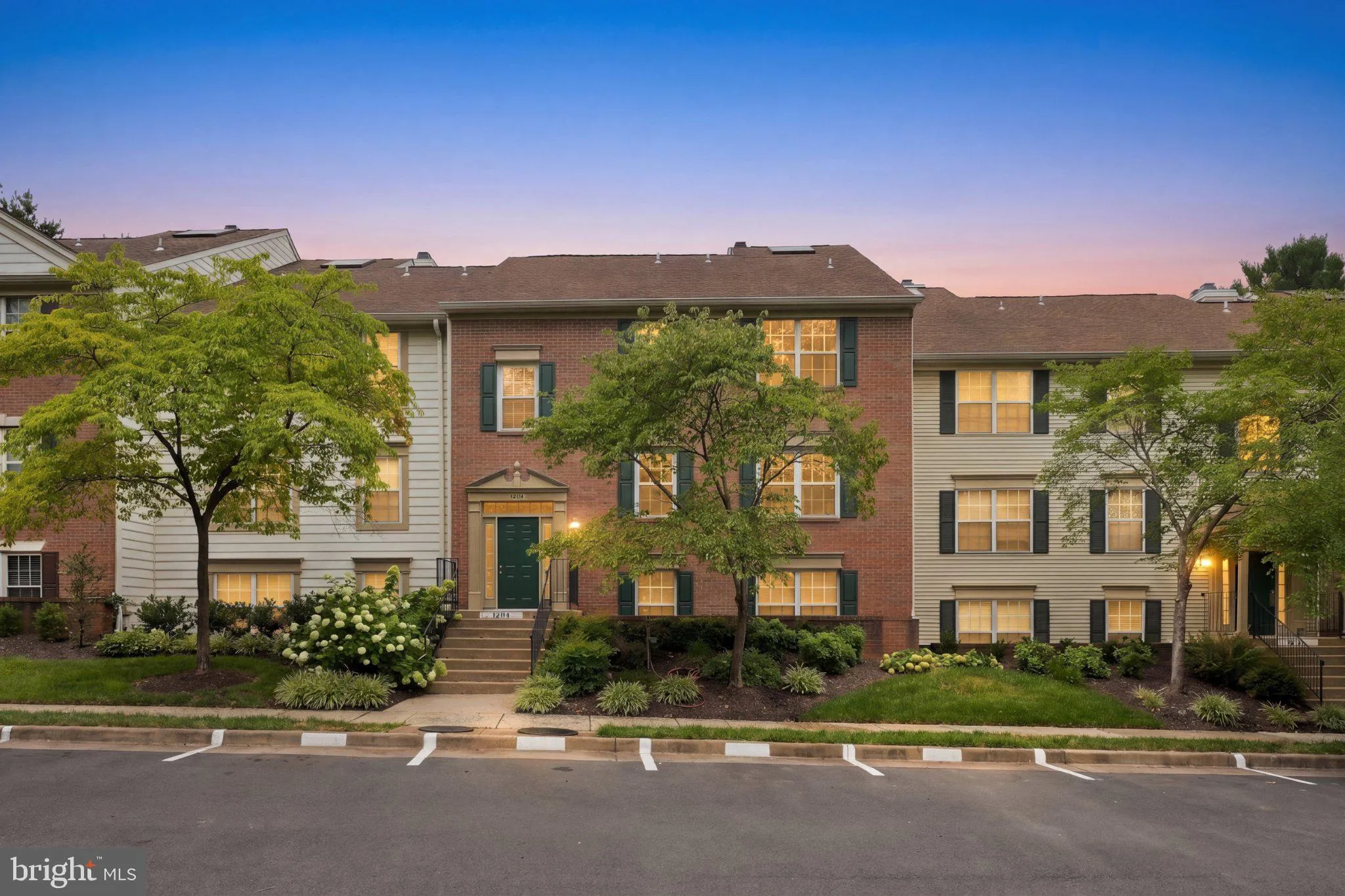 12114 GREEN LEAF COURT, Fairfax, VA 22033