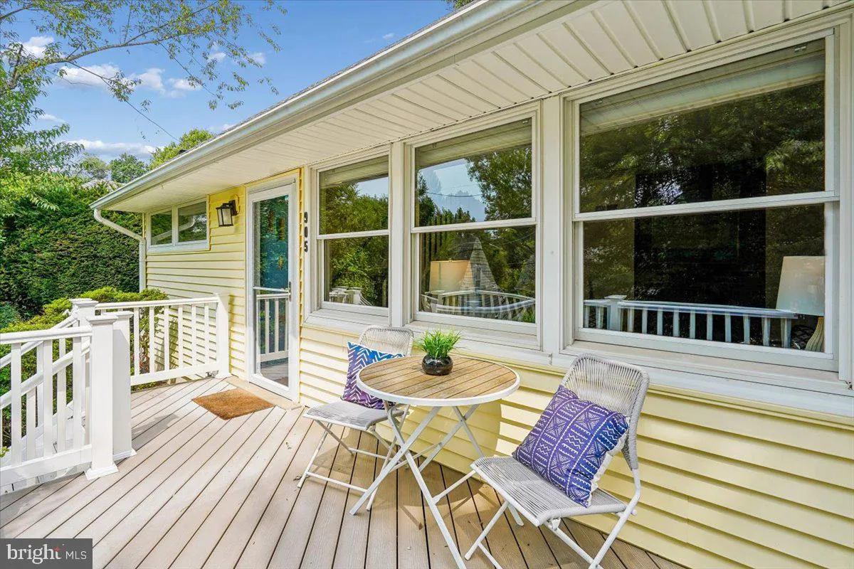 905 ROBIN ROAD, Silver Spring, MD 20901