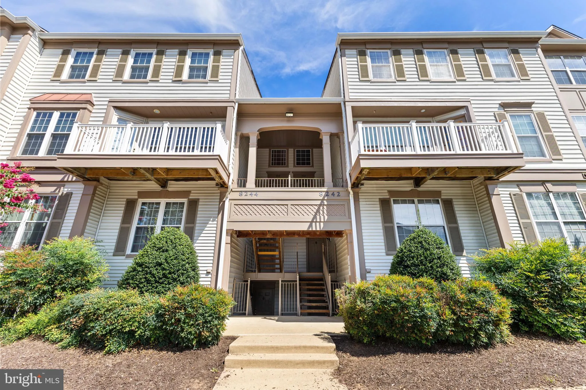 8244 CATBIRD CIRCLE, Lorton, VA 22079