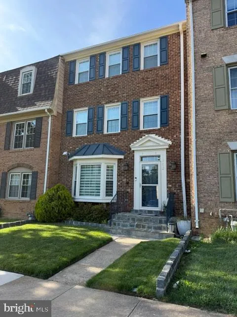 7962 REVENNA LANE, Springfield, VA 22153