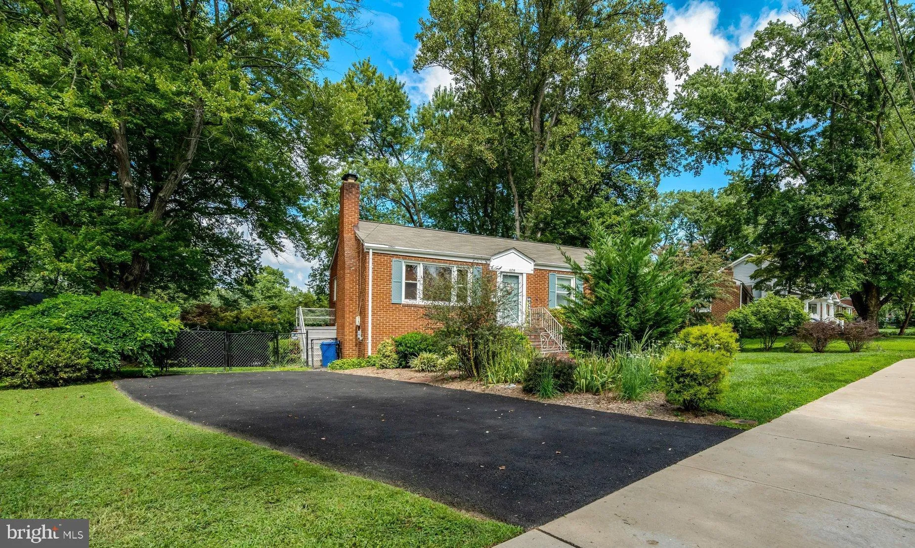 608 TAZEWELL ROAD, Vienna, VA 22180