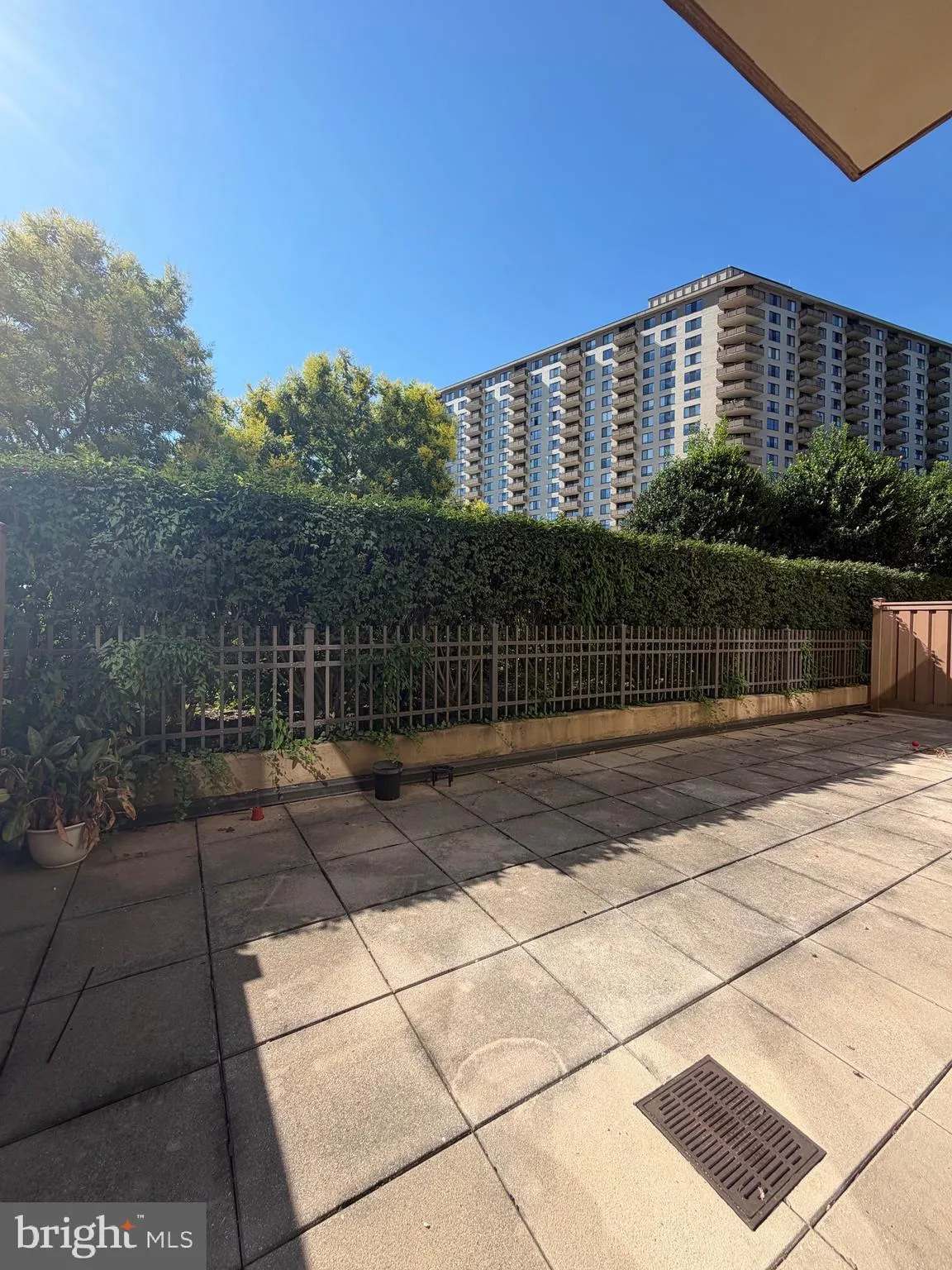 5225 POOKS HILL ROAD, Bethesda, MD 20814