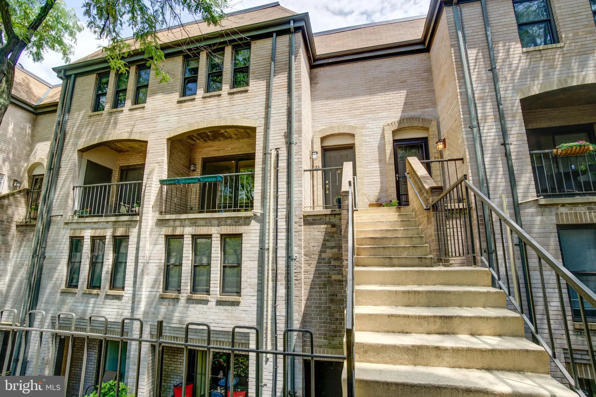 1325 13TH STREET, Washington, DC 20005