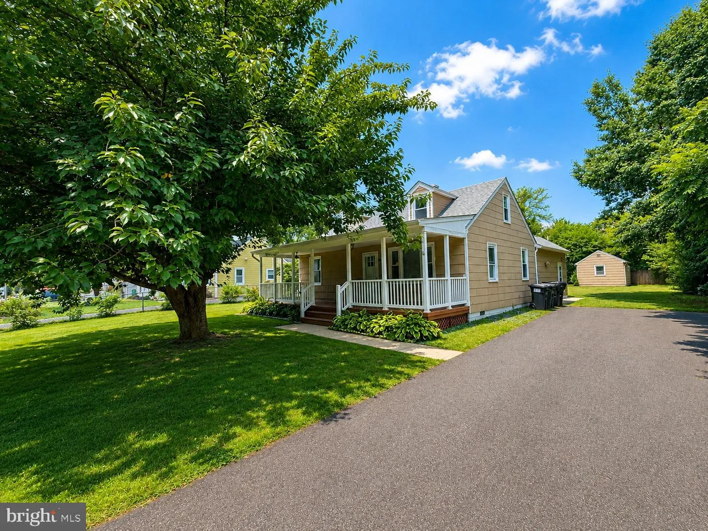14704 FEATHERSTONE ROAD, Woodbridge, VA 22191
