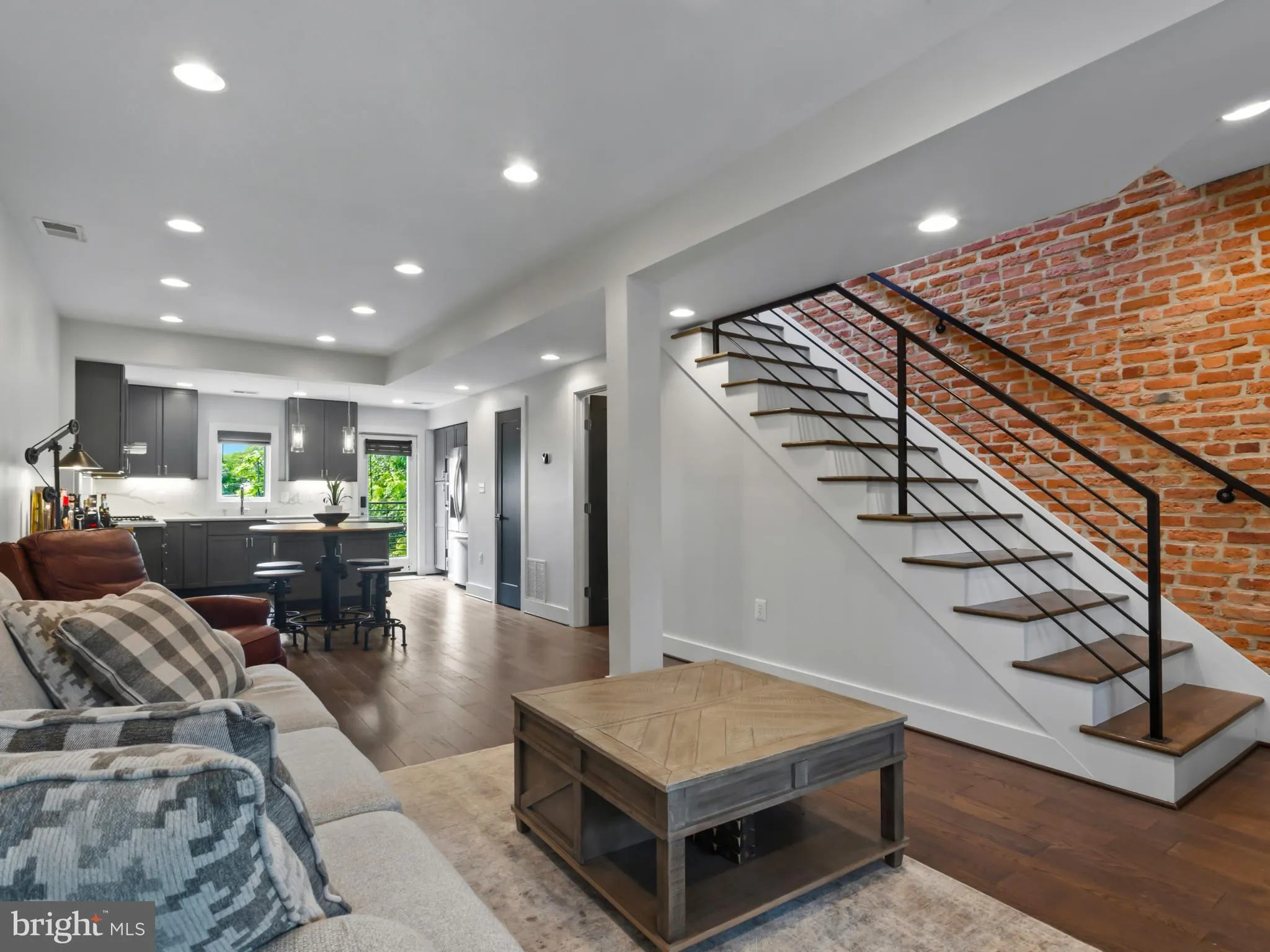 1279 OATES STREET, Washington, DC 20002