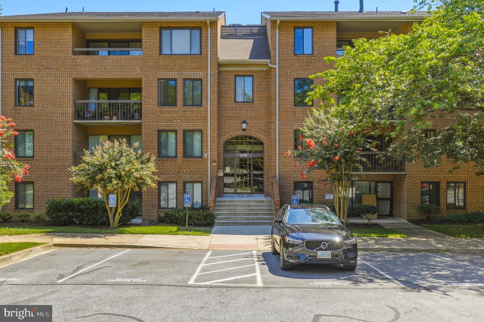11405 COMMONWEALTH DR, Rockville, MD 20852