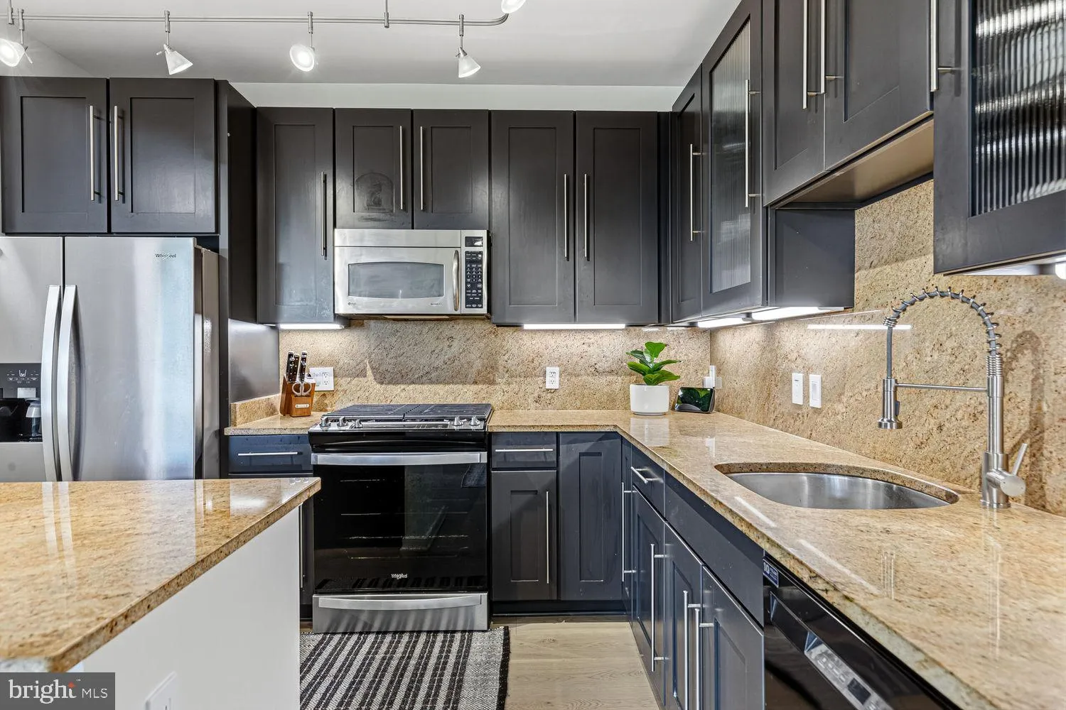 2200 WESTMORELAND STREET, Arlington, VA 22213
