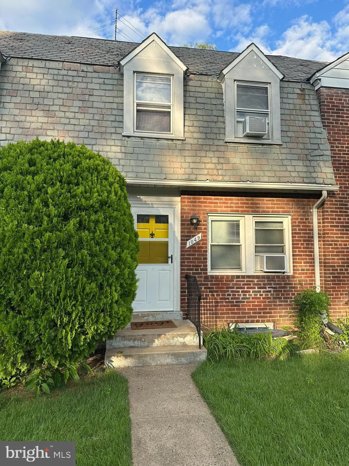1049 MONROE STREET, Arlington, VA 22201