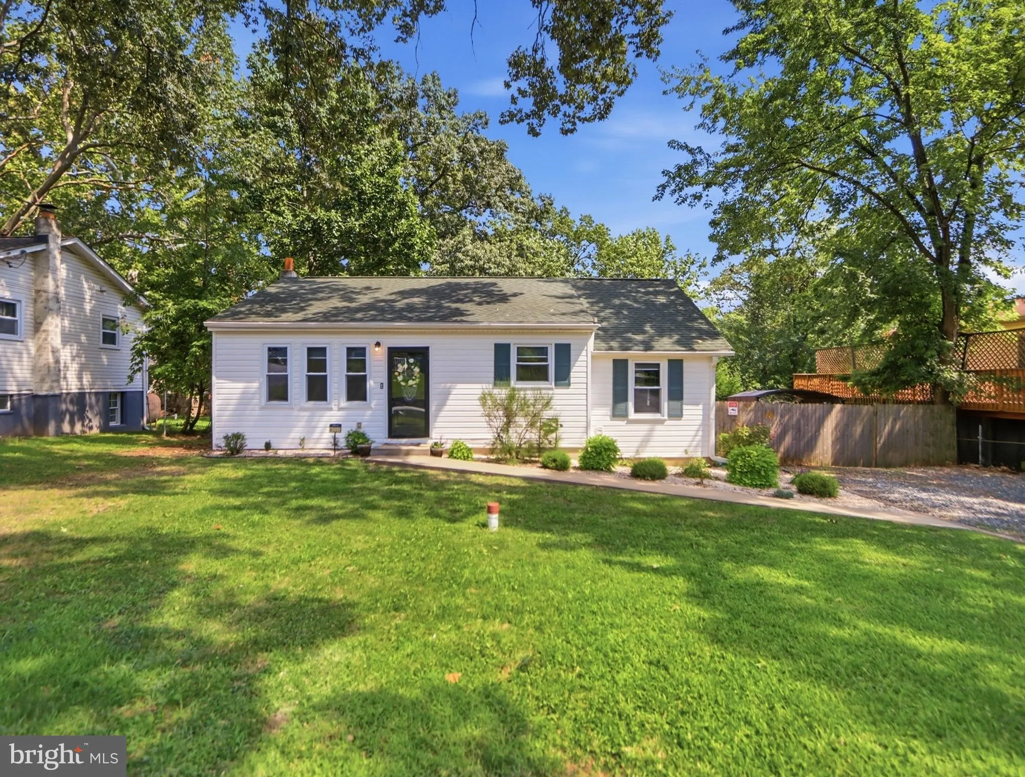 8055 MAYWOOD AVENUE, Pasadena, MD 21122