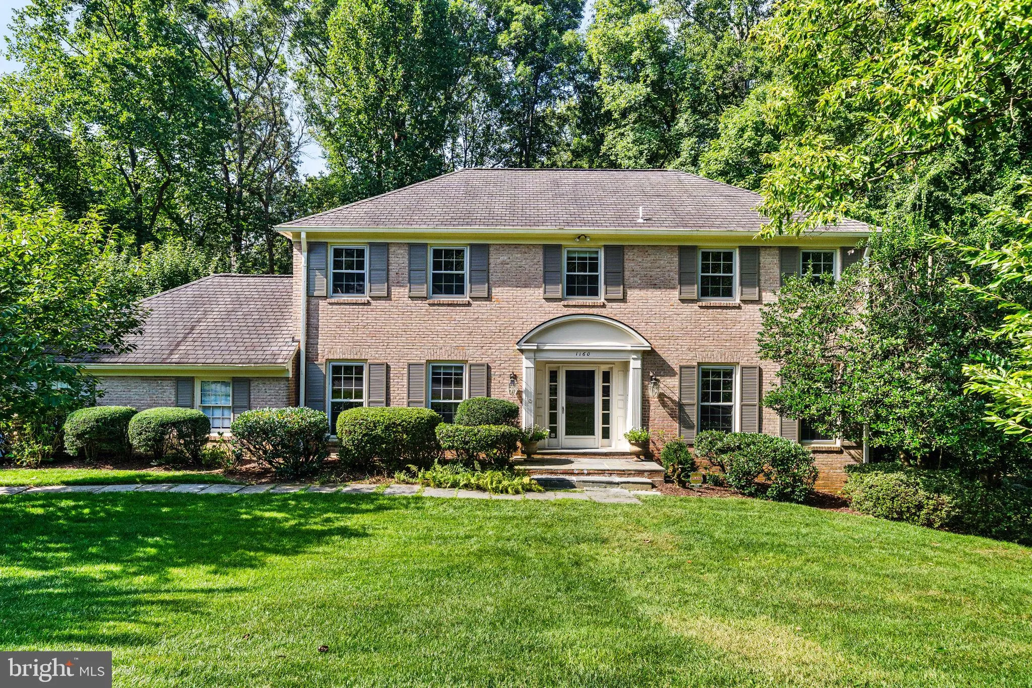 1160 OLD GATE COURT, Mclean, VA 22102