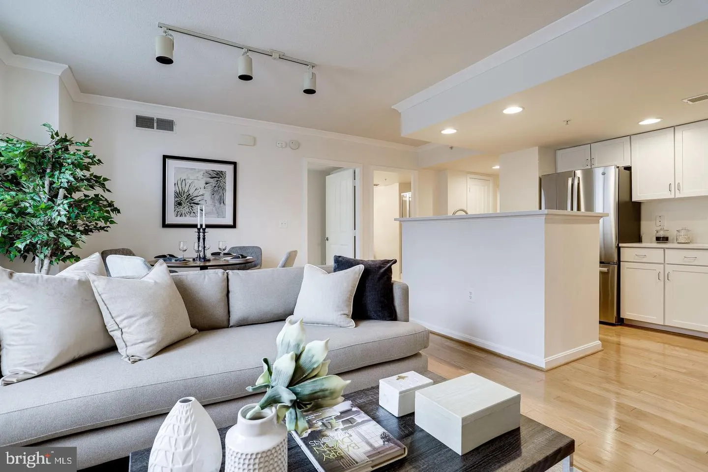 2220 FAIRFAX DRIVE, Arlington, VA 22201