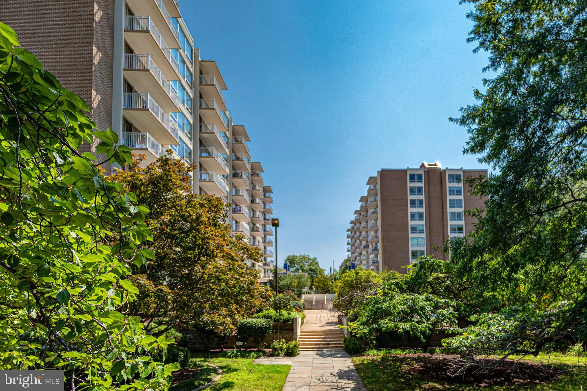 1425 4TH STREET, Washington, DC 20024