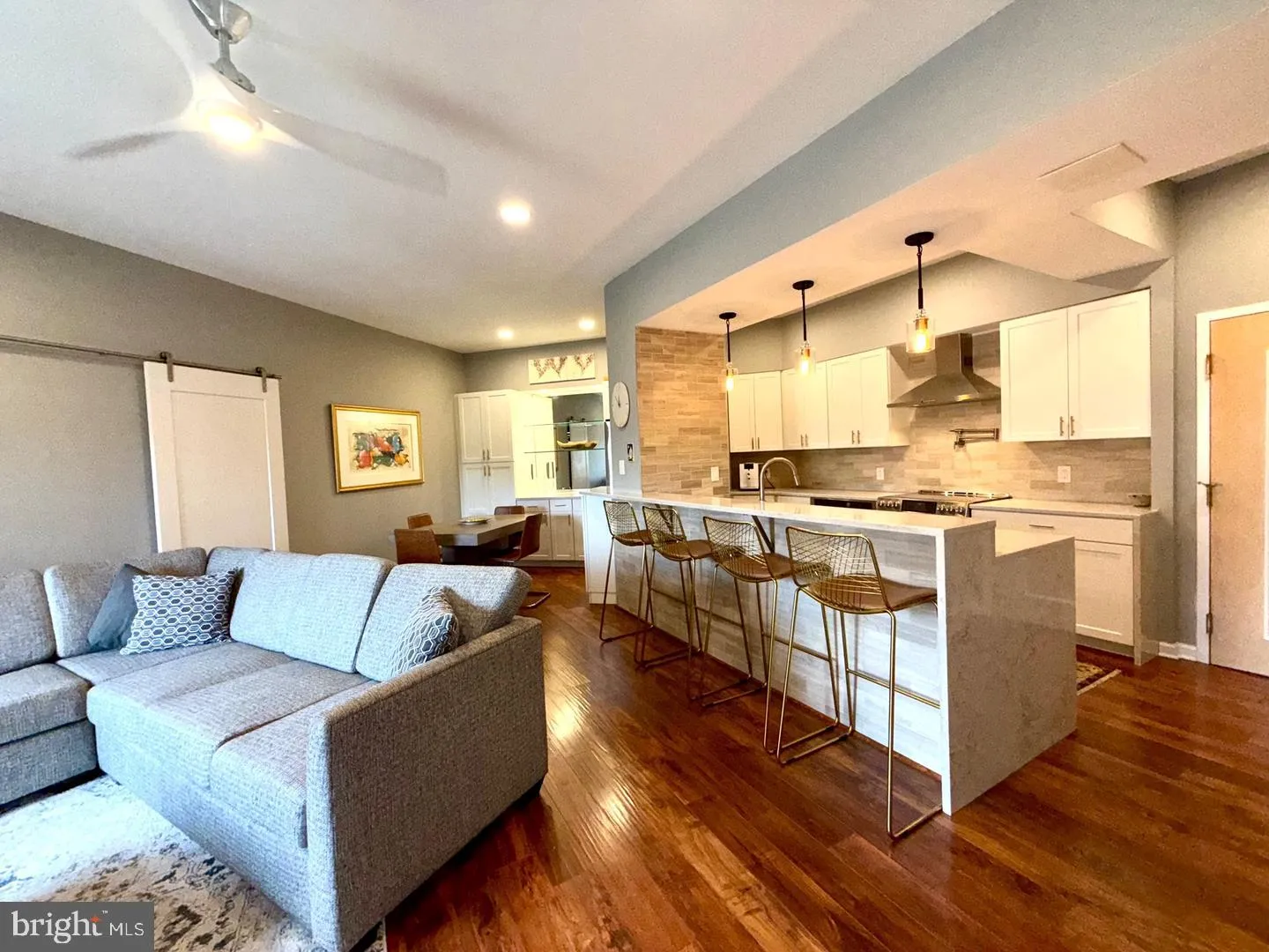 2111 WISCONSIN AVENUE, Washington, DC 20007