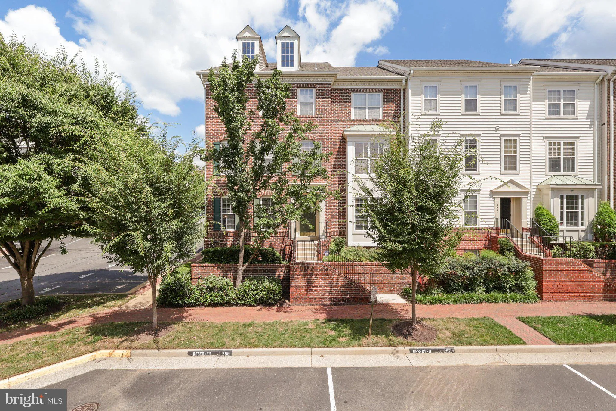 8846 ASHGROVE HOUSE LANE, Vienna, VA 22182
