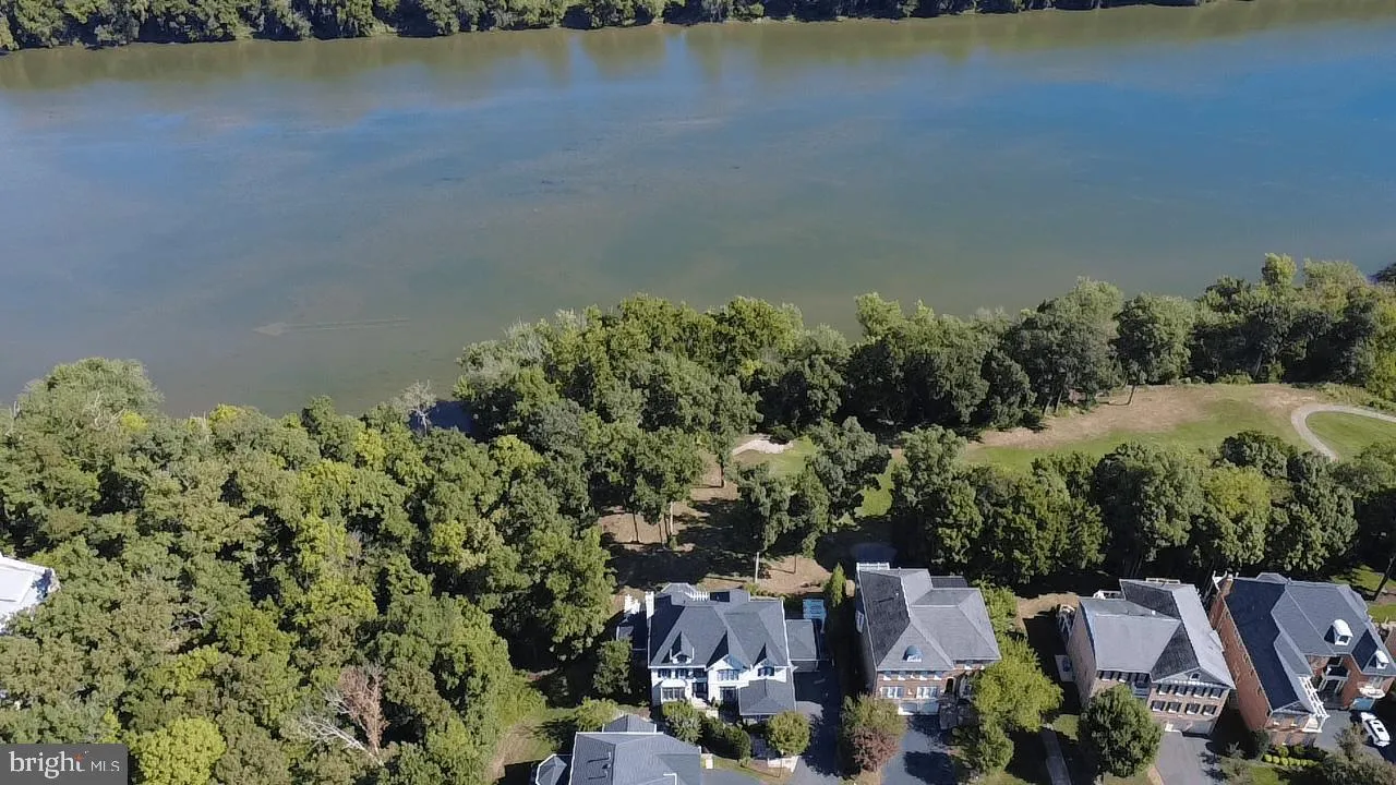 18180 SHINNIECOCK HILLS PLACE, Leesburg, VA 20176