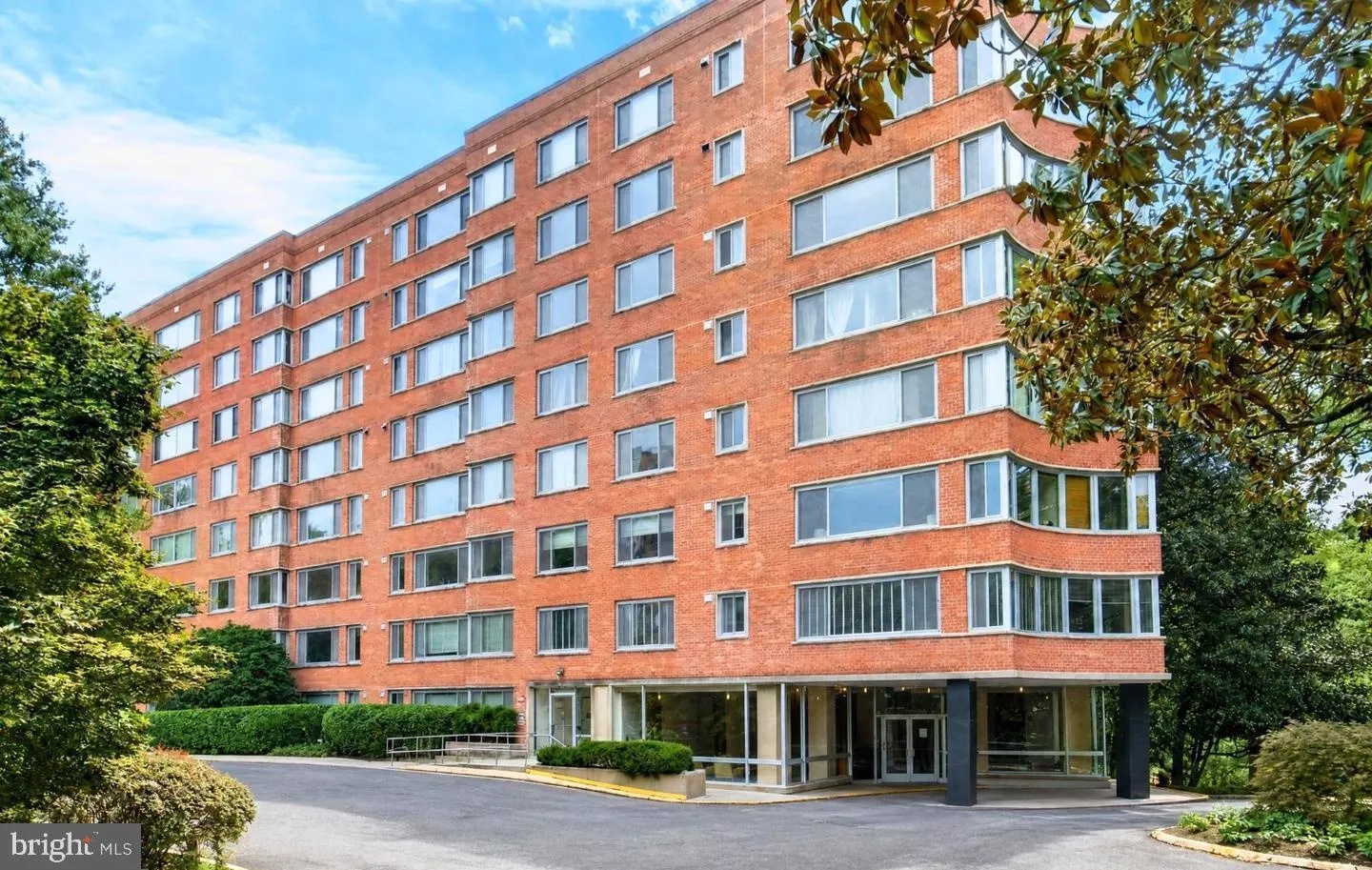 4200 CATHEDRAL AVENUE, Washington, DC 20016