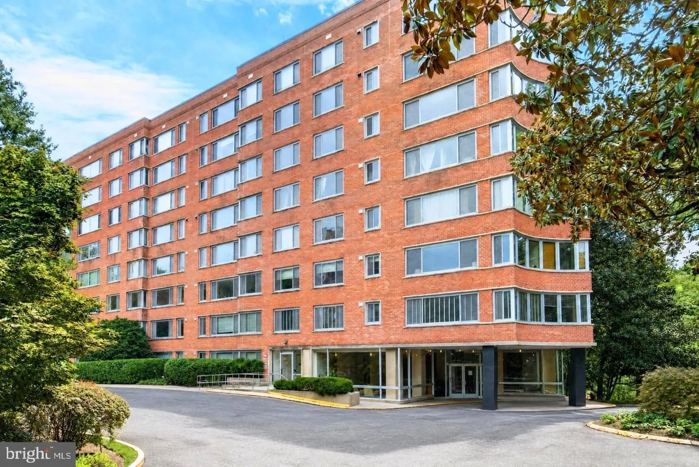 4200 CATHEDRAL AVENUE, Washington, DC 20016