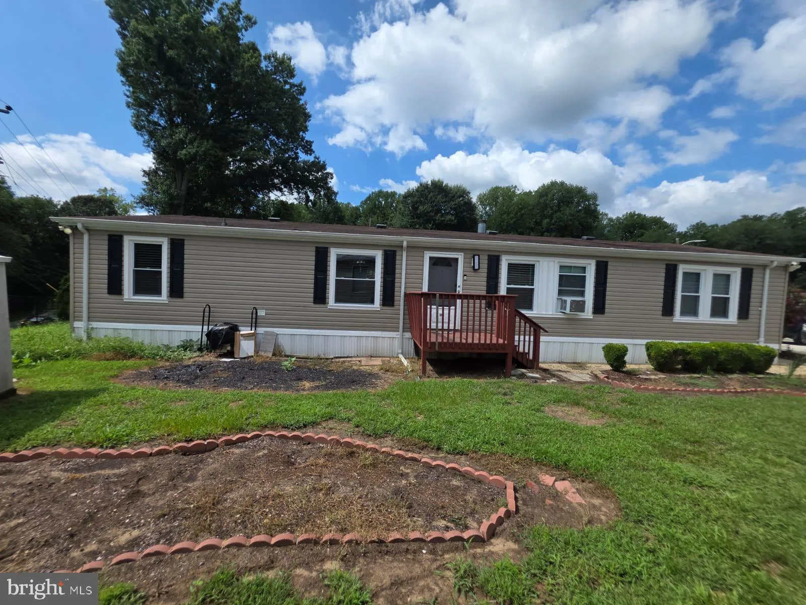 146 PATUXENT MOBILE ESTATE, Lothian, MD 20711