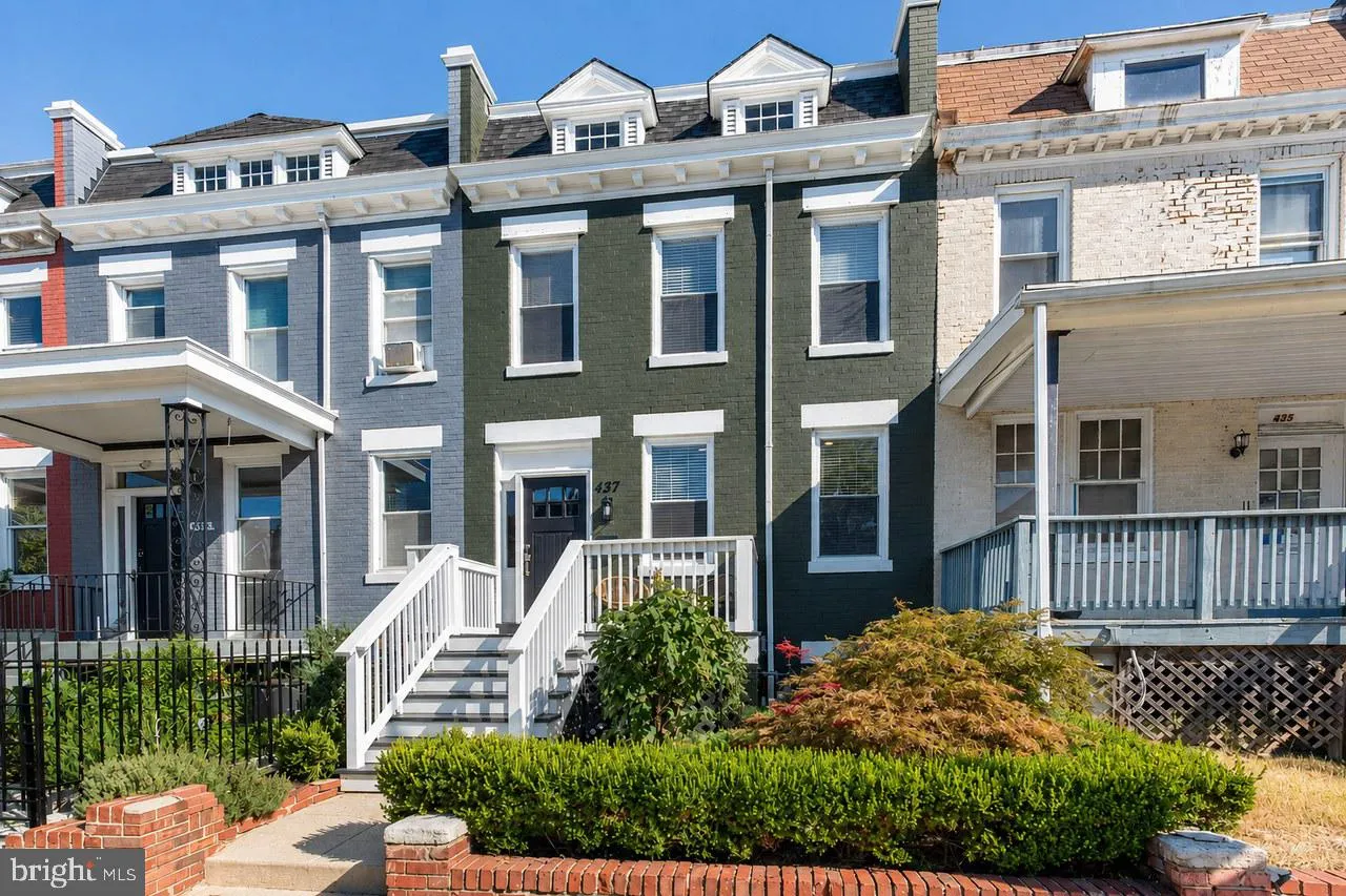 437 KENYON STREET, Washington, DC 20010