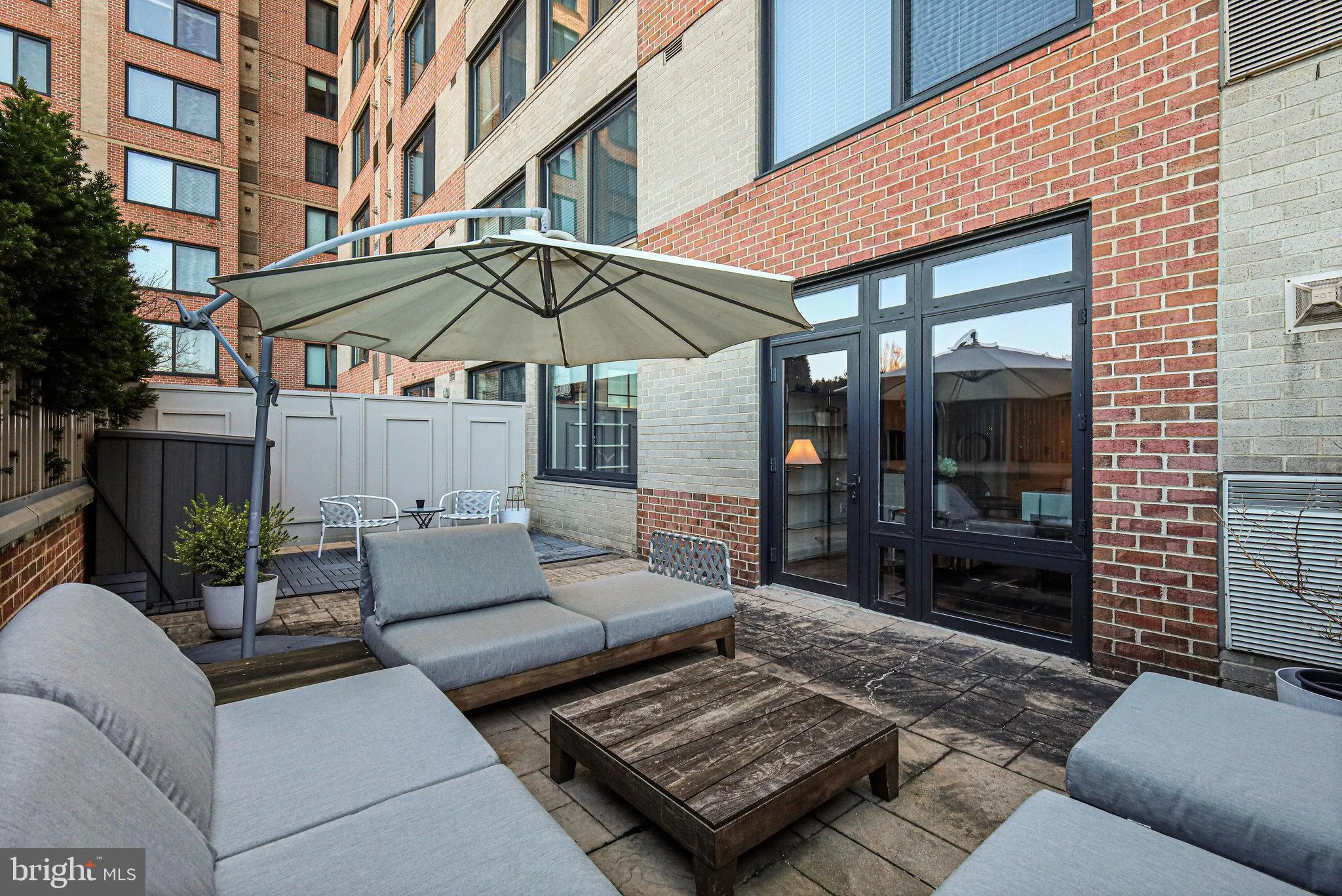 2451 MIDTOWN AVENUE, Alexandria, VA 22303