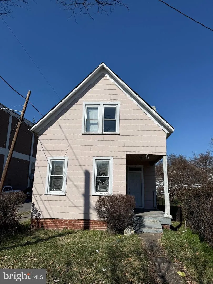 4304 JAY STREET, Washington, DC 20019