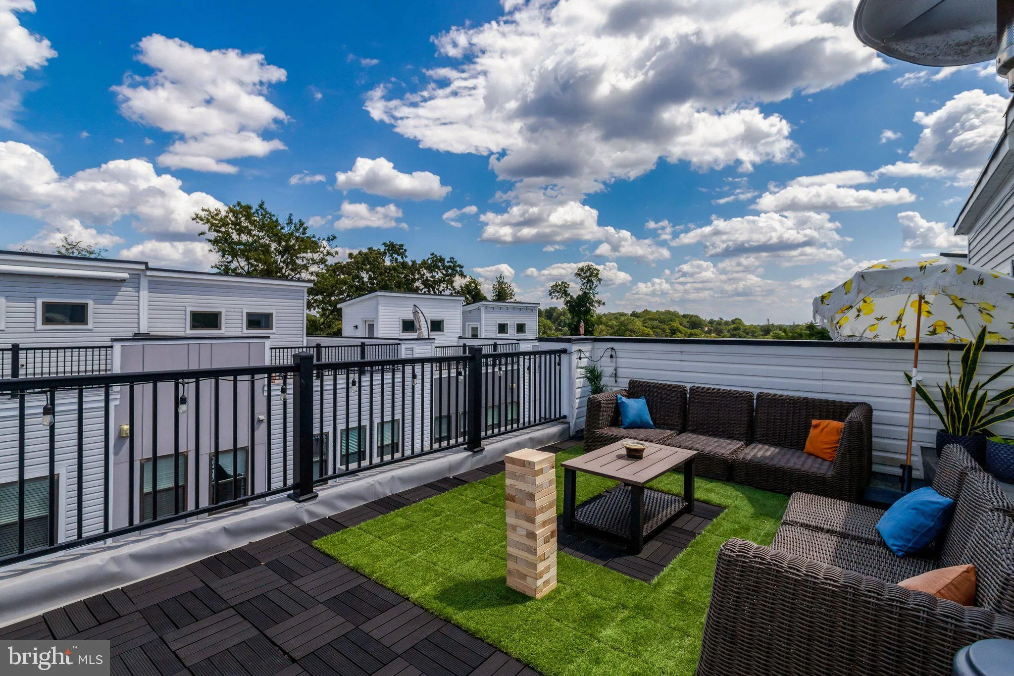 1020 TAYLOR COURT, Arlington, VA 22204