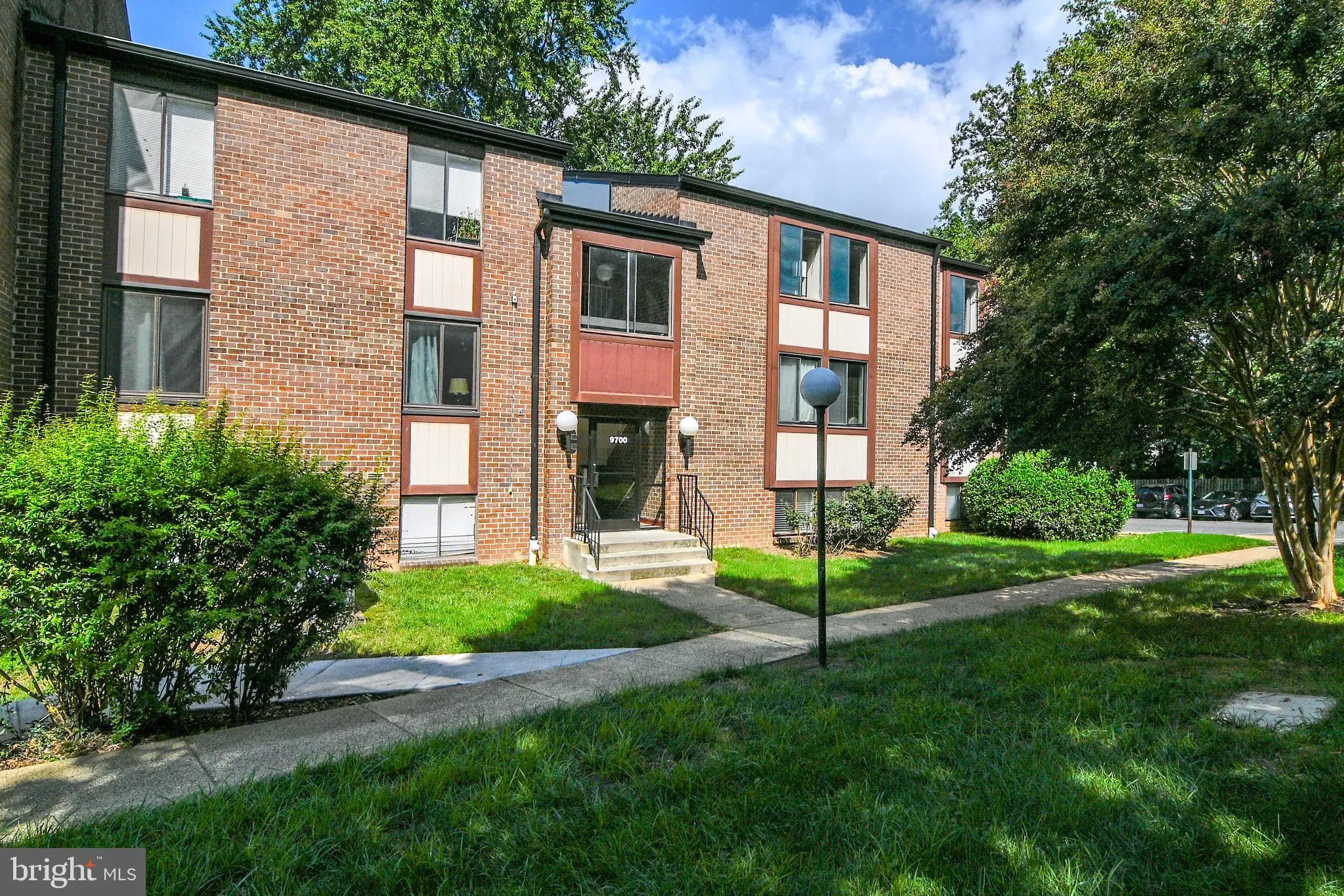 9700 KINGSBRIDGE DRIVE, Fairfax, VA 22031