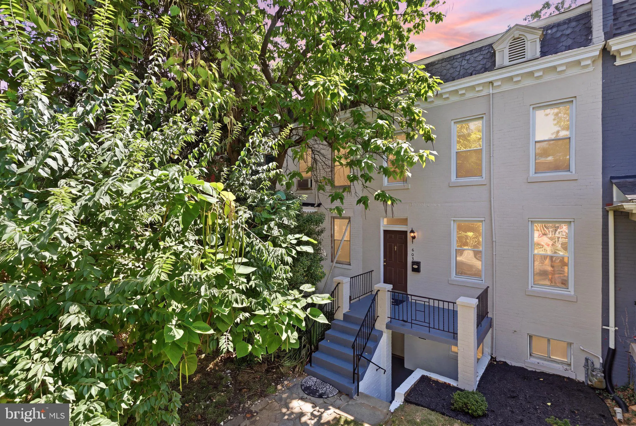608 KENYON STREET, Washington, DC 20010