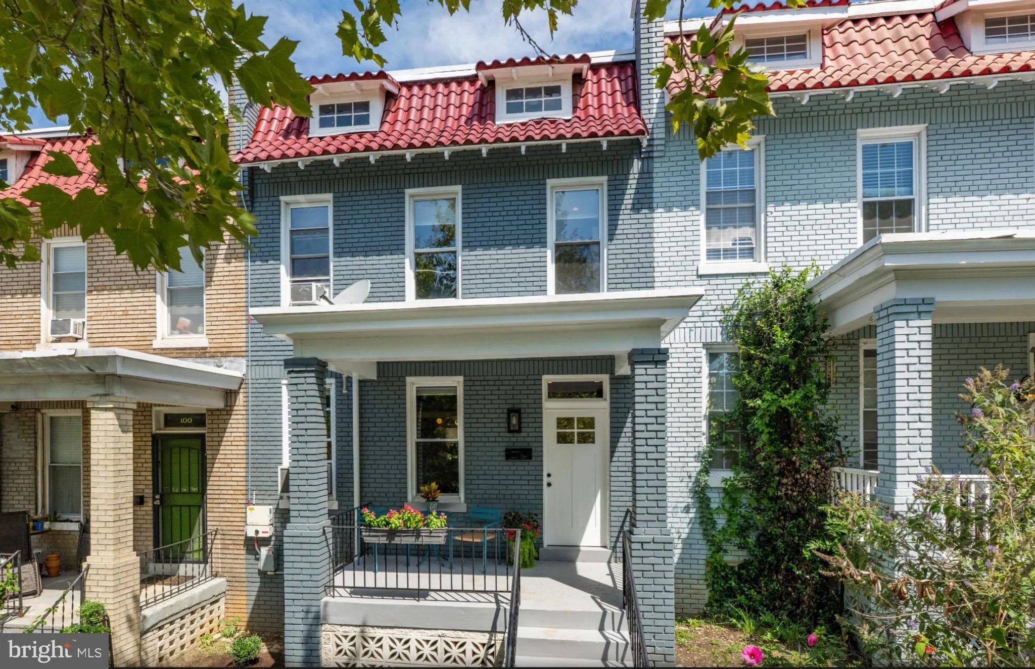 102 U STREET, Washington, DC 20002
