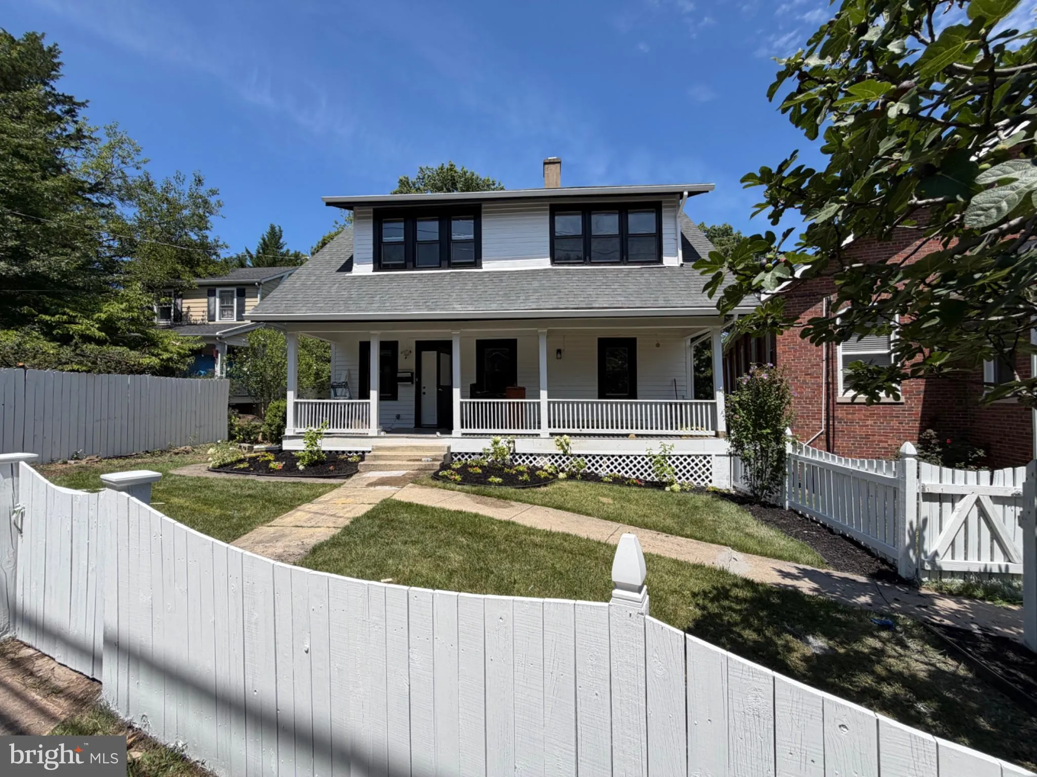 320 ETHAN ALLEN AVENUE, Takoma Park, MD 20912
