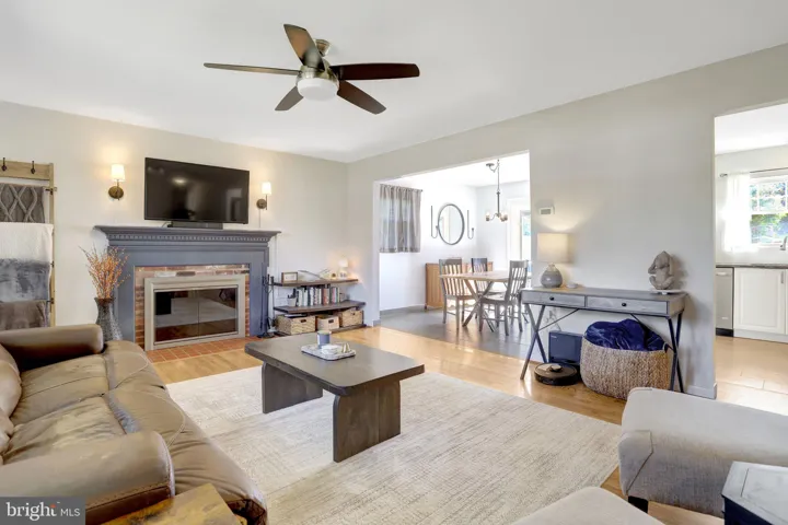7907 Donelson Street, Alexandria, VA 22309
