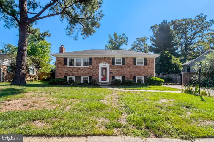 7907 Donelson Street, Alexandria, VA 22309