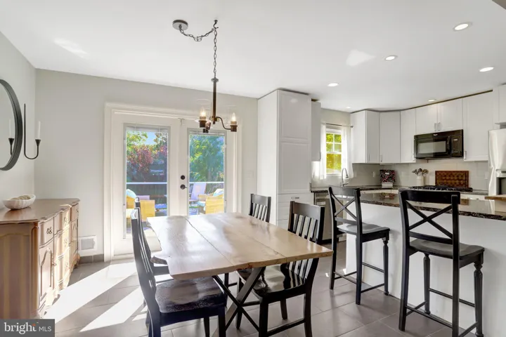 7907 Donelson Street, Alexandria, VA 22309