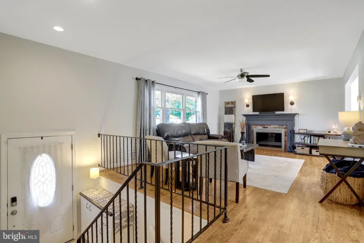 7907 Donelson Street, Alexandria, VA 22309
