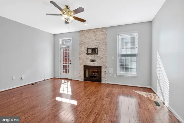 6988 Cromarty Drive, Alexandria, VA 22315