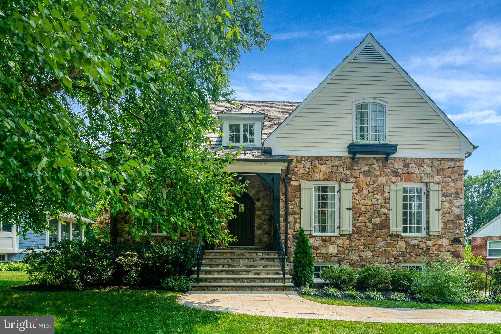 3212 ROCHESTER STREET, Arlington, VA 22213