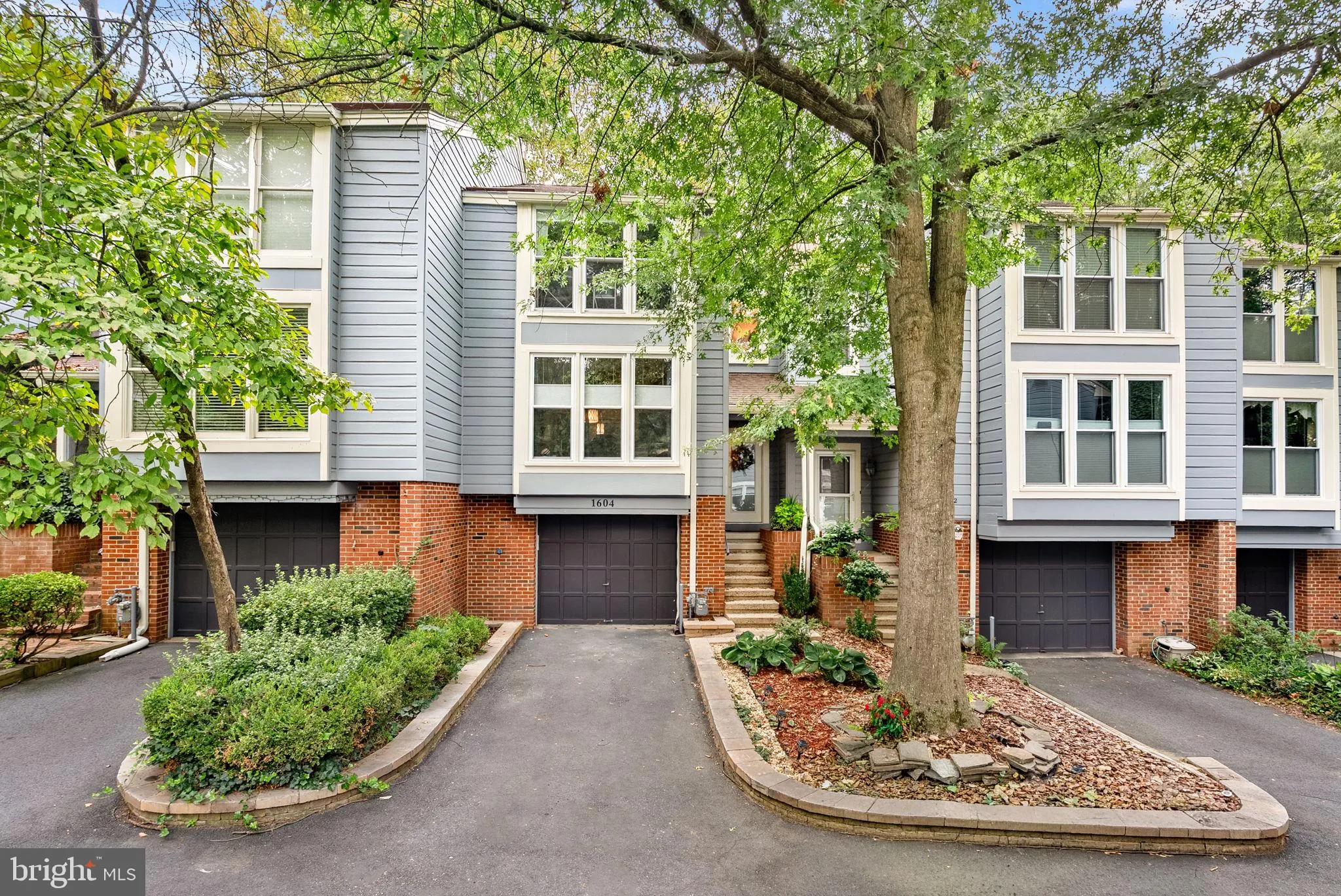 1604 APRICOT COURT, Reston, VA 20190