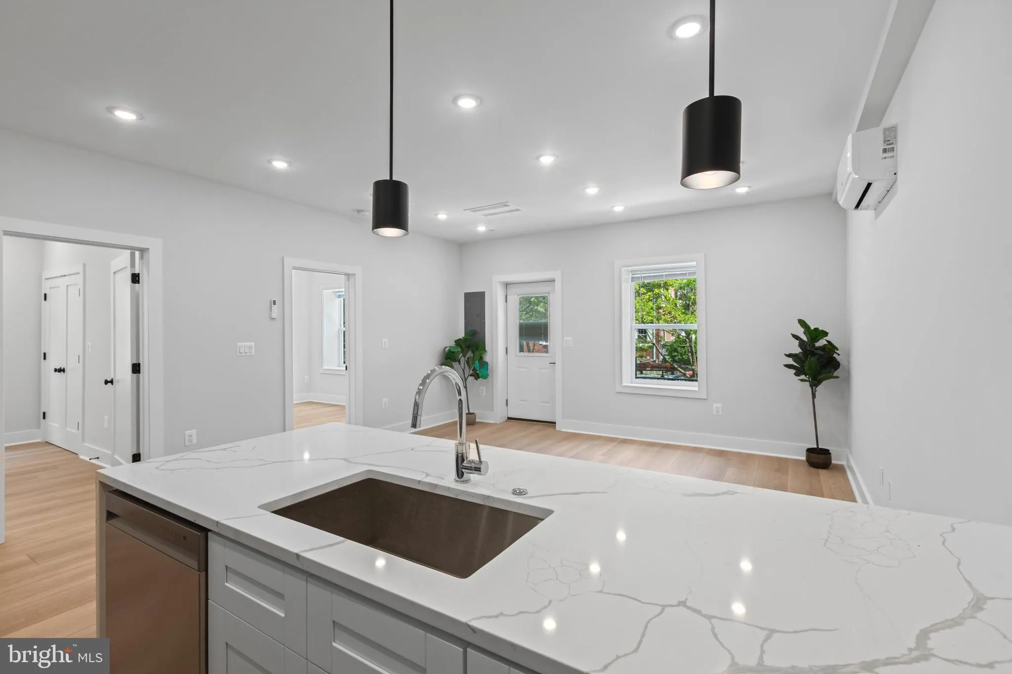 2236 40TH STREET, Washington, DC 20007
