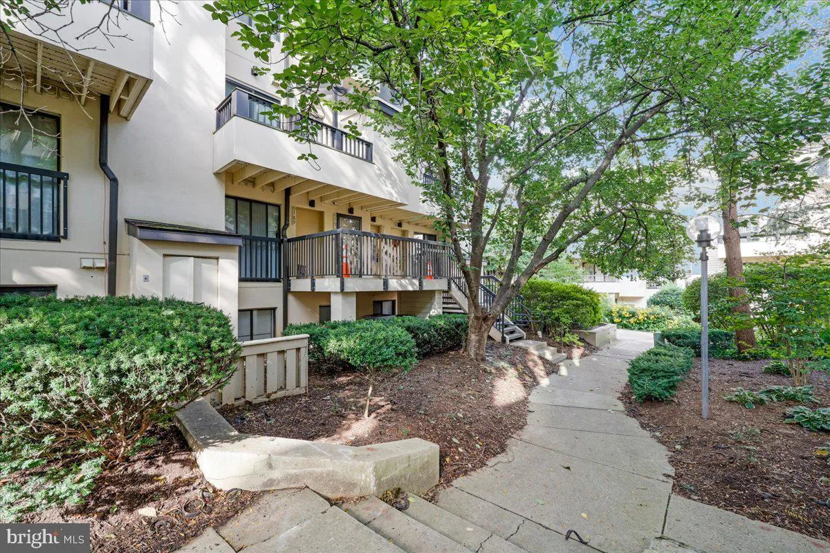 9793 HELLINGLY PLACE, Gaithersburg, MD 20886