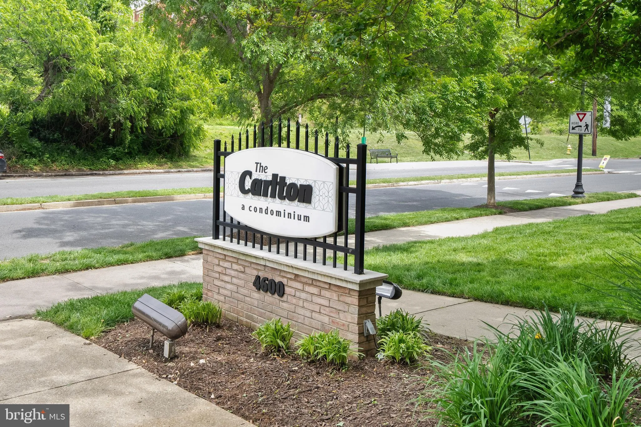 4600 FOUR MILE RUN DRIVE, Arlington, VA 22204
