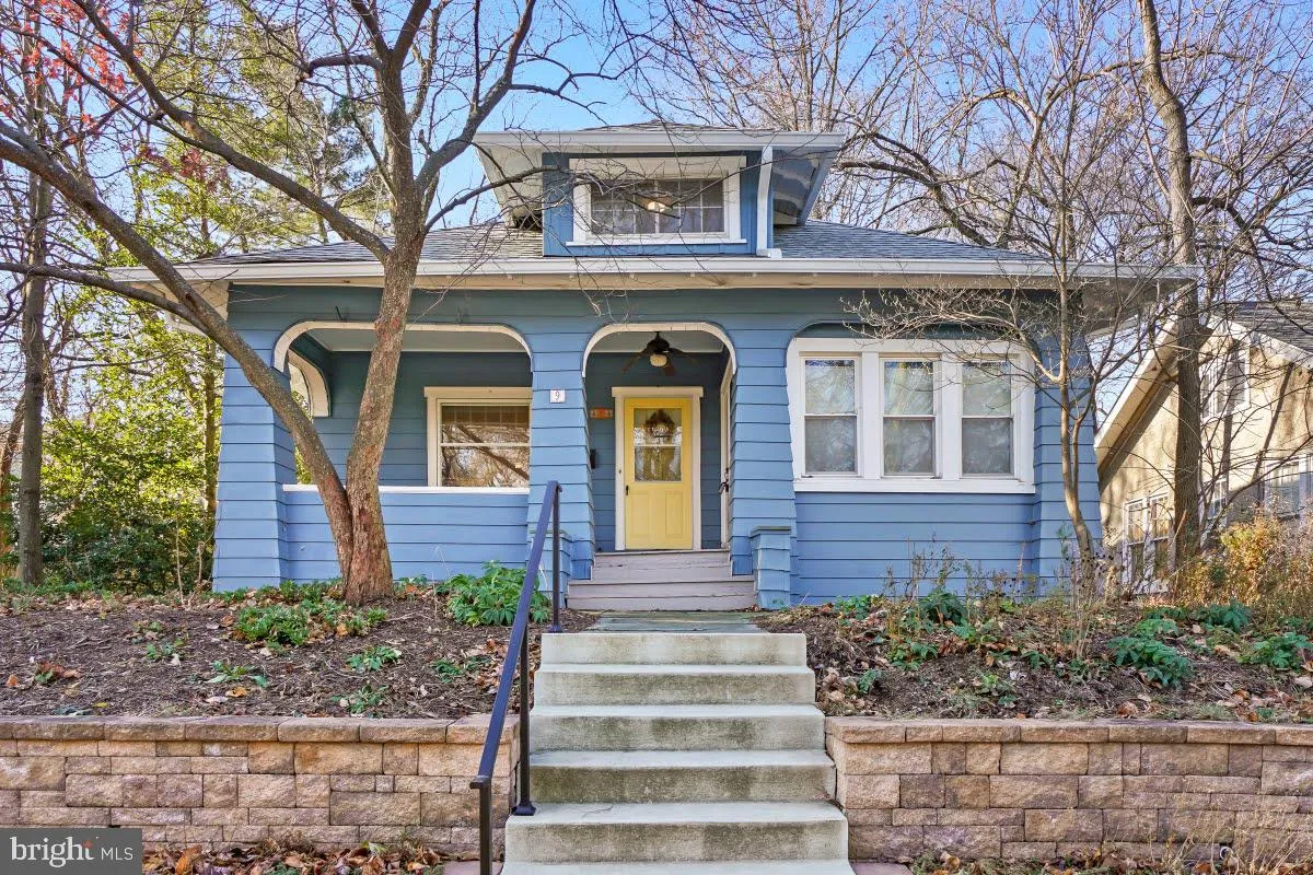 9 PHILADELPHIA AVENUE, Takoma Park, MD 20912