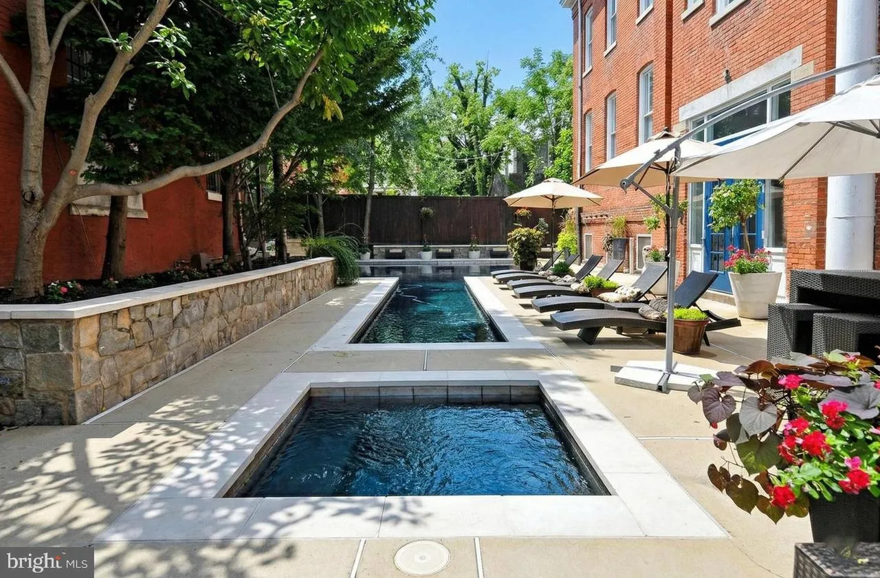 1375 MARYLAND AVENUE, Washington, DC 20002