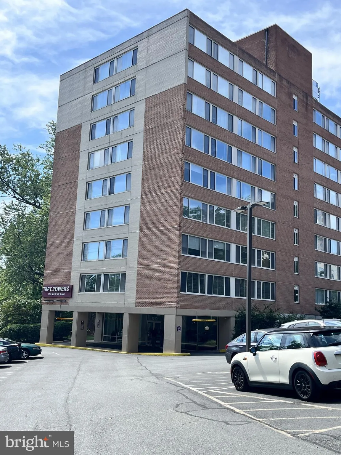 1210 TAFT STREET, Arlington, VA 22201