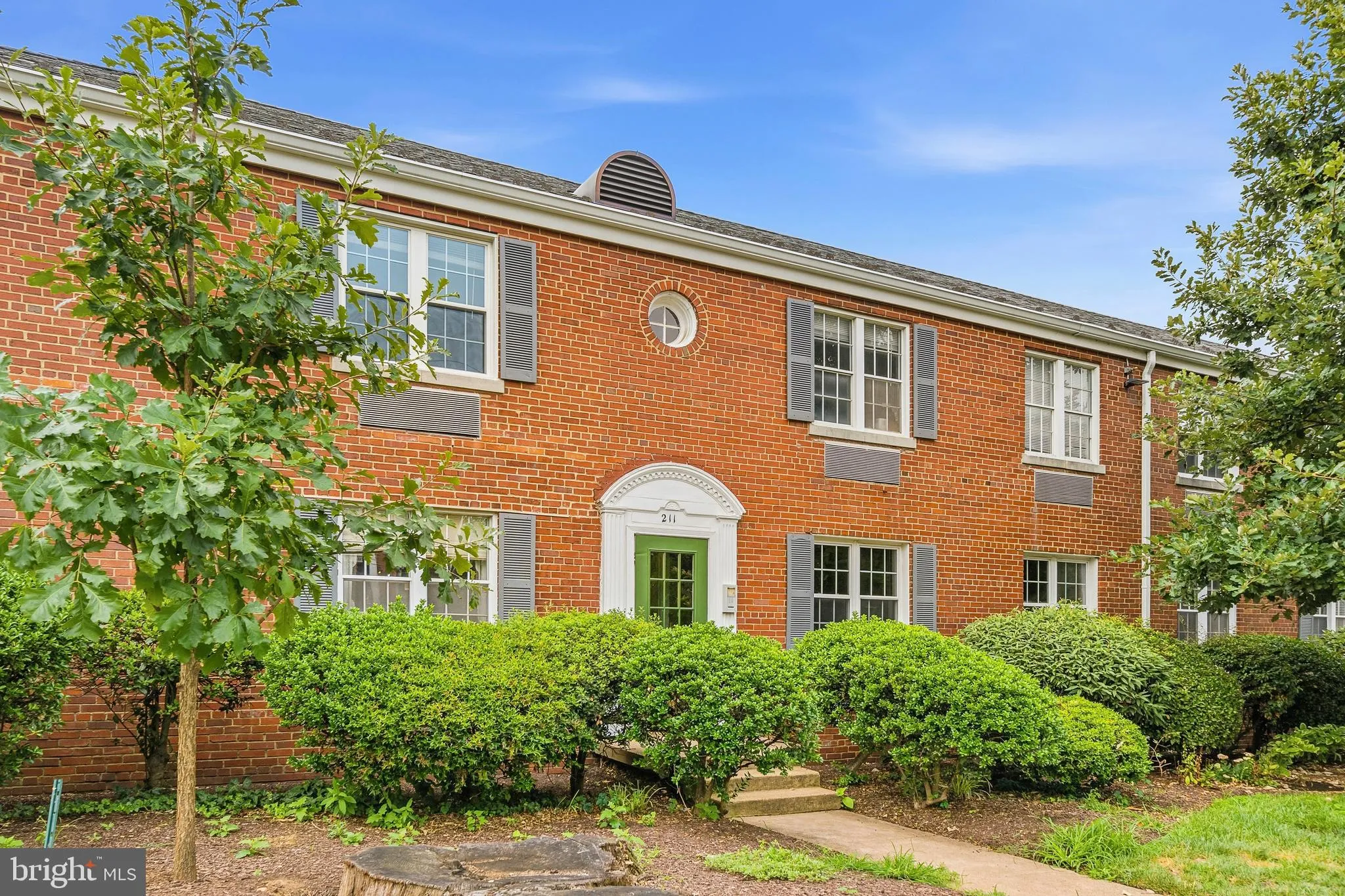 211 GLEBE ROAD, Alexandria, VA 22305