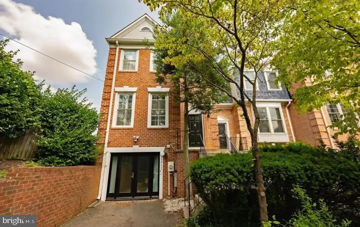 2317 37TH STREET, Washington, DC 20007