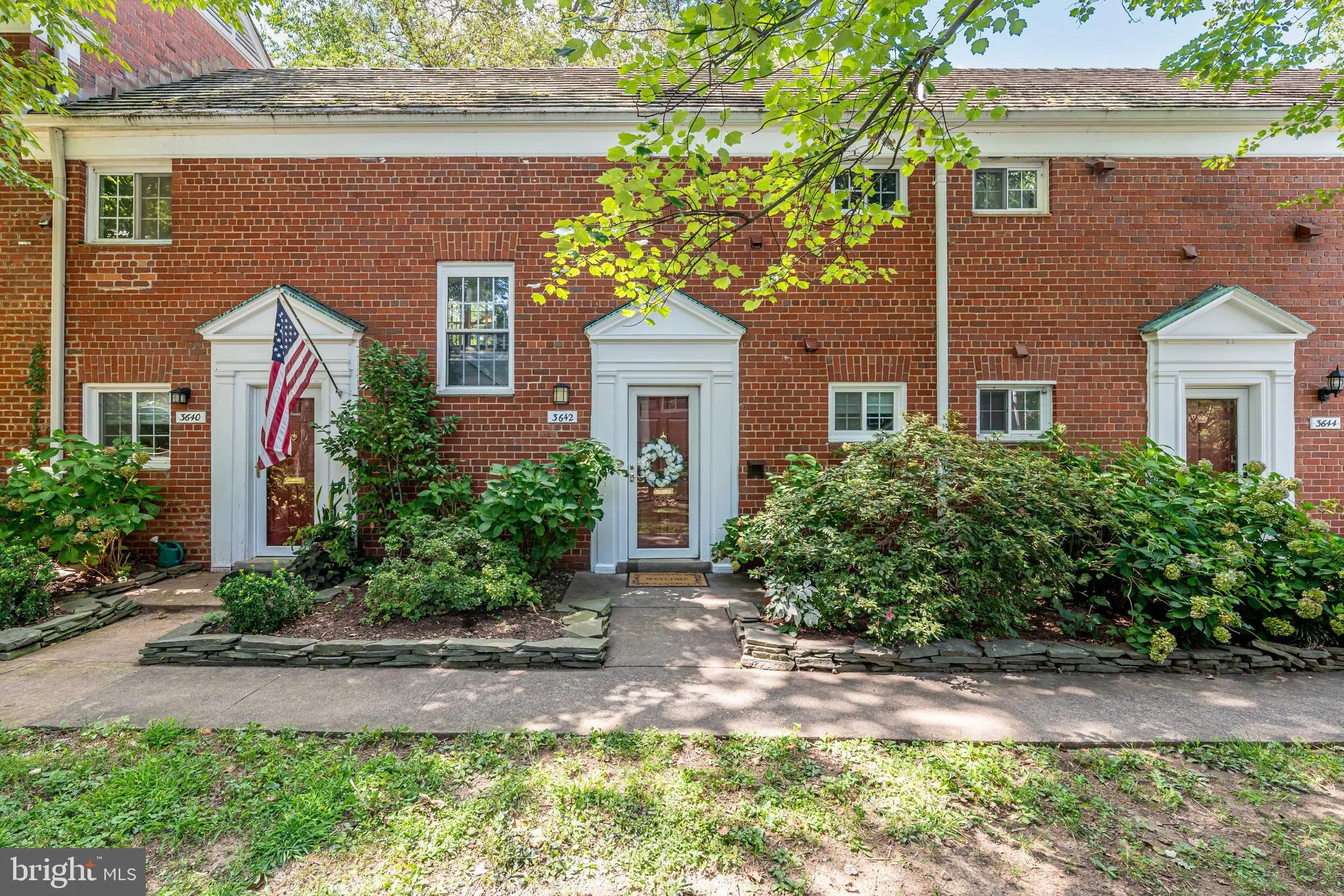 3642 GUNSTON ROAD, Alexandria, VA 22302