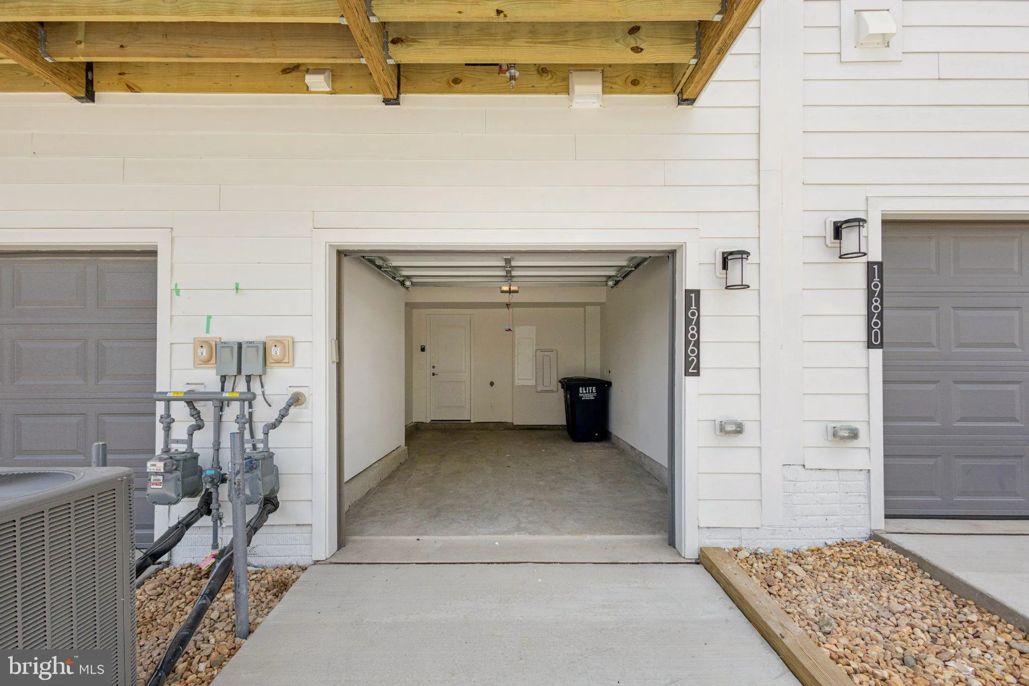 19862 LAVENDER DUST SQUARE, Ashburn, VA 20147