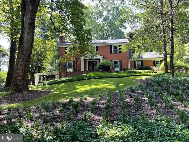 10015 SADDLE ROAD, Vienna, VA 22181