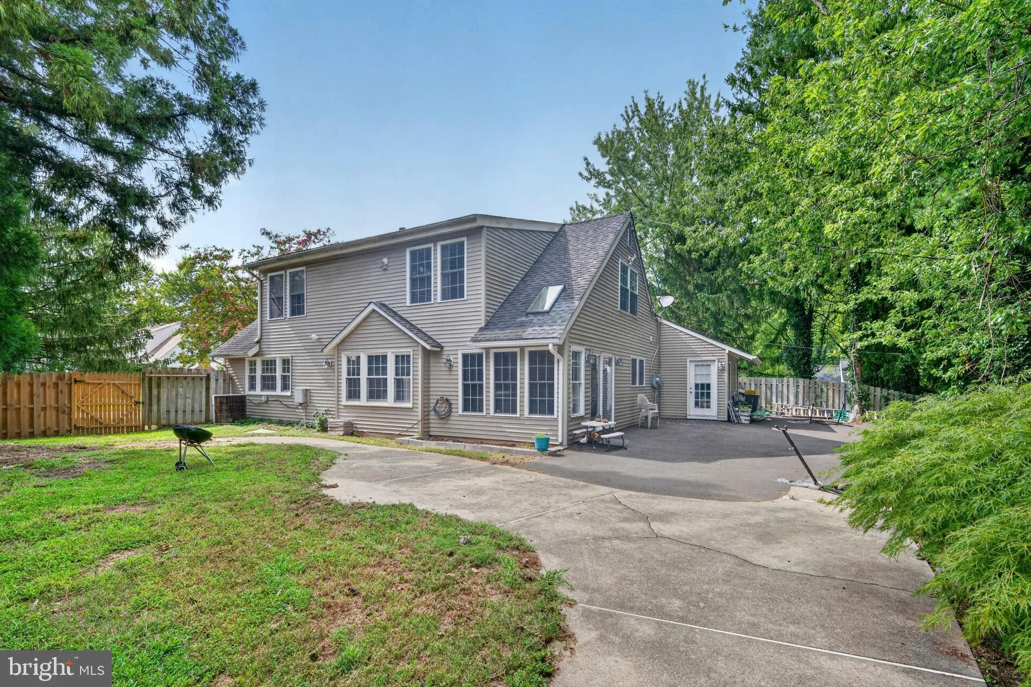 16201 POND MEADOW LANE, Bowie, MD 20716